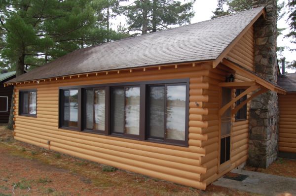 Log House Staining